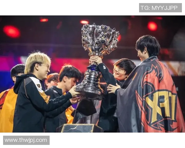 深入解析FPX在DOTA2比赛中的战术运用与经验分享